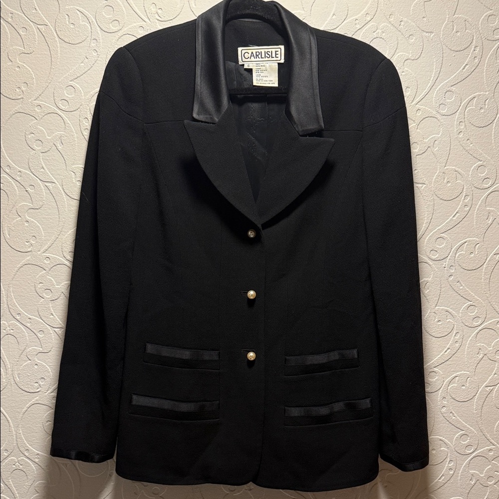 Vintage Carlisle Women's Black Blazer with Satin Accents